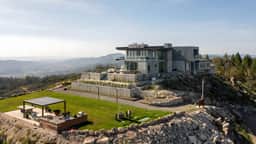 Belleza by AvantStay | Hilltop Mansion w/ Pool, Panoramic Views & Ultra Modern Interior