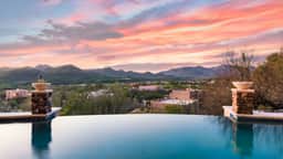 Luxe Scottsdale Desert Oasis • Infinity Pool, Spa, Panoramic Views + Firepit