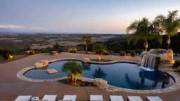 Colina by AvantStay | Secluded Mountain Top Oasis w/ Pool, Hot Tub & Putting Green!