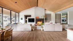 Moonshine by AvantStay | Modern & Stylish Estate w/ Bar, Fire Pit & Hot Tub | 5 bd