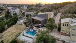 Luxurious stay w/ Lake View, Pool, Hot Tub, Fire Pit, Ping Pong | Barton by AvantStay