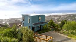 Blue Horizon by AvantStay | Panoramic Views of the Ocean w/ Entertainers Patio