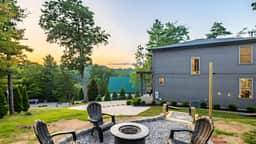 Hot Tub, Fire Pit, Mountain Views, 10min to AVL |  Modern Escape by Avanstay