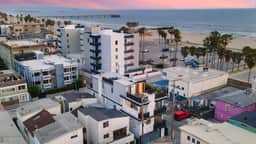 Venice View by AvantStay | Walk to Venice Beach | Rooftop, Ice Bath, Luxe Design