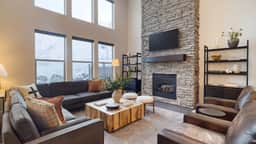 Abigail Drive | Year-Round Retreat w/ Hot Tub | Near Trails + Historic Main St