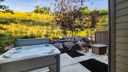 Abigail Drive | Year-Round Retreat w/ Hot Tub | Near Trails + Historic Main St