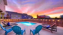 Palm House by AvantStay | Private Pool + Game Room + Patio | Near the Beach