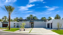 Sleeps 32 | 2 Villas, Pool, Putting Green+Bocce | Polo Villas Amara by AvantStay