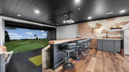 The Back Nine Retreat by AvantStay Private Golf Sim, Firepit & Mountain Views Near Dollywood