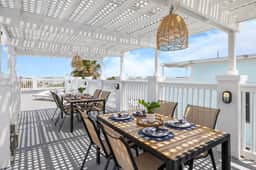 1 Block to Beach, Newly Renovated 6BDR w/ Rooftop Views | Sand Dune by AvantStay