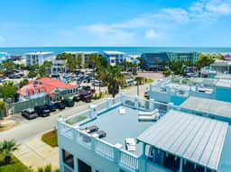 1 Block to Beach, Newly Renovated 6BDR w/ Rooftop Views | Sand Dune by AvantStay