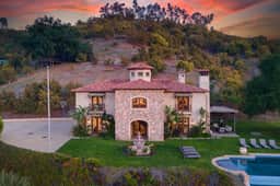 Casa del Arbol by AvantStay | Stunning California Estate with Incredible Views