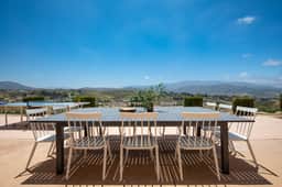 Palazzo Del Sol By AvantStay | Breathtaking Home w/ Mountain Views & Hot Tub