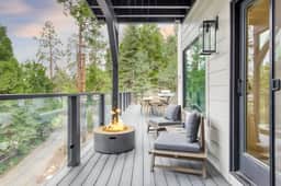 Luxury Retreat, 5mins to the Lake | Game Room + Fire Pit | Howlite by AvantStay