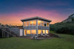 Sanctuary by the Sea by AvantStay | Waterfront + Views