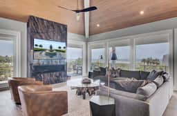 3 47th Avenue by AvantStay | Oceanfront + Private Pool + View
