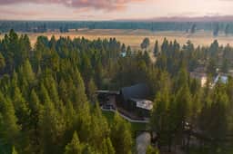 Newly Built • Sauna • Hot Tub • Cold Punge | Lazy River Glamp-House by AvantStay