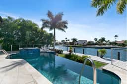 Marco Polo by AvantStay | Waterfront 5BDR, Pool, Spa, Fire Pit, Walk to Beach