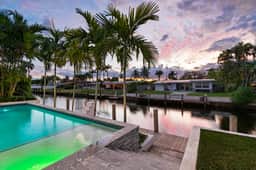 Luxury Waterfront Home w/ Pool, Hot Tub & Dock Near Las Olas | Gulfstream