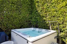 Stone Lagoon by AvantStay | Steps to the Beach + Backyard Oasis!