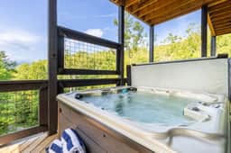 Luxe Design New Build | Indoor Pool, Spa, Arcade, Firepit | Rambling Ridge Lodge