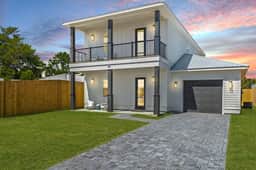 Wanderlust by AvantStay | Walk to Beach + Pool | New Construction