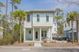 Pura Vida by AvantStay | 30A Treetop Retreat • Shared Pool + Private Beach Access + Bikes