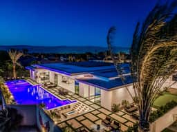 Indio Stay w/ Exclusive Amenities | Pool, Hot Tub + Putting Green | Bravo Villa #16 by AvantStay