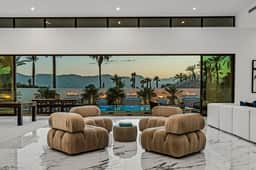 Indio Stay w/ Exclusive Amenities | Pool, Hot Tub + Putting Green | Bravo Villa #16 by AvantStay