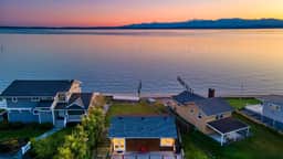 Cozy Whidbey Island Stay | Steps to the beach | Fireplace, BBQ, Near Trails