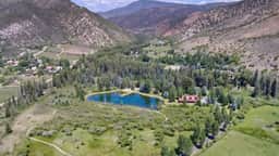 River House | Hot Tub + 15min to Downtown & Skiing