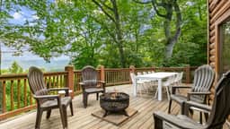 Leyland by AvantStay | Sleeps 20 | Grand Mountain Lodge • Hot Tub + Sauna • Blue Ridge Views
