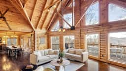 Leyland by AvantStay | Sleeps 20 | Grand Mountain Lodge • Hot Tub + Sauna • Blue Ridge Views