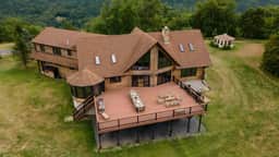 Chester by AvantStay | Amazing Views, Secluded Home, A True City Escape!