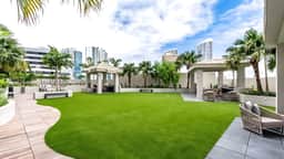 Honolulu Luxury Condo w/ Resort Amenities & Private Courtyard Access