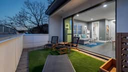 Modern Home, Private Balcony, Near Rainey & Lady Bird Lake | Haus of Z