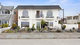 Shoreline by AvantStay | Mission Beachfront Retreat • Hot Tub + Fire Pit + Ocean Views