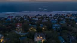 28 Beachwood West by AvantStay | Close to Beach, Multiple Decks & Private Pool!