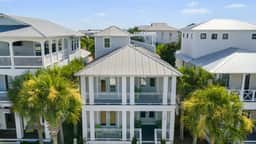 Good Day Sunshine by AvantStay | Sleeps 16, Pool + Private Beach Access