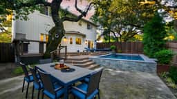Casa Osito by AvantStay | Wine Country Retreat • Pool + Hot Tub + Oak Views • Near Sonoma Plaza