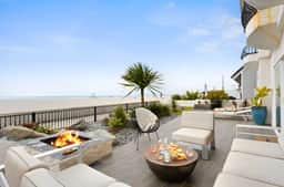 Shoreline by AvantStay | Mission Beachfront Retreat • Hot Tub + Fire Pit + Ocean Views