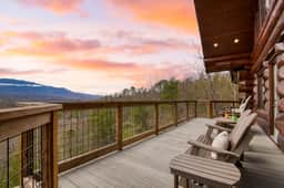 Sleeps 21 • Luxury Cabin w/ Panoramic View, Hot Tub, Game Room | Pinnacle Chalet