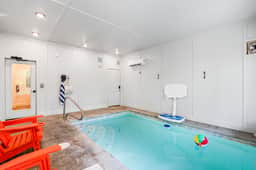 Ridgeview Retreat by AvantStay | Sevierville Retreat • Indoor Pool + Hot Tub + Firepit + Gym