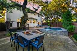 Casa Osito by AvantStay | Wine Country Retreat • Pool + Hot Tub + Oak Views • Near Sonoma Plaza