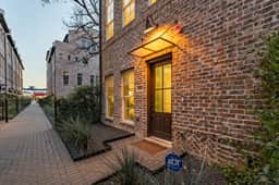 Modern Home, Private Balcony, Near Rainey & Lady Bird Lake | Haus of Z
