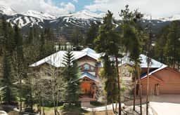 Cherry Ridge by AvantStay | Incredible Mountain Mansion w/ Game Room, Hot Tub & Views!!