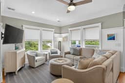 3800 Cameron Boulevard | AvantStay | Pool, Ocean Views, Deck