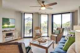 208 B Shipwatch by AvantStay | Ocean Views | Close to Beach | Community Pool!