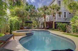 2701 Palm Boulevard by AvantStay | Pool + Spa + Putting Green + Arcade + Game Room | Walk to Beach