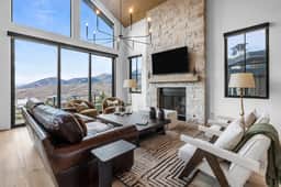 2 Min to Jordanelle Gondola • Hot Tub • Spa Suite • Movie Room & Mountain Views | Skyridge Summit by AvantStay